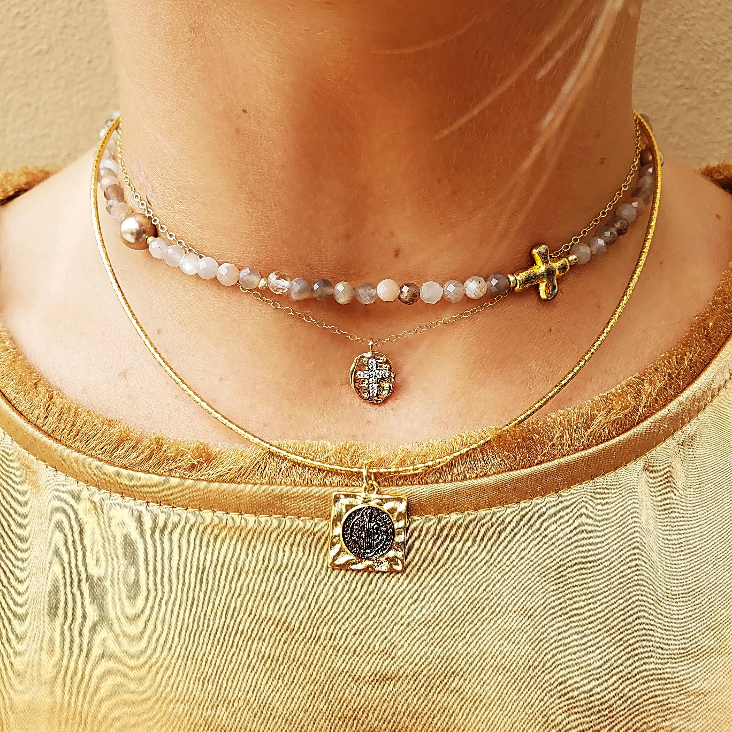 Chloe ( gold)