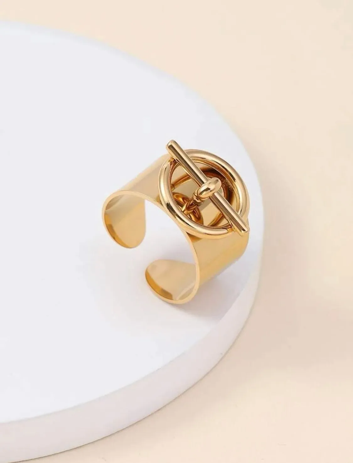 Round Ring