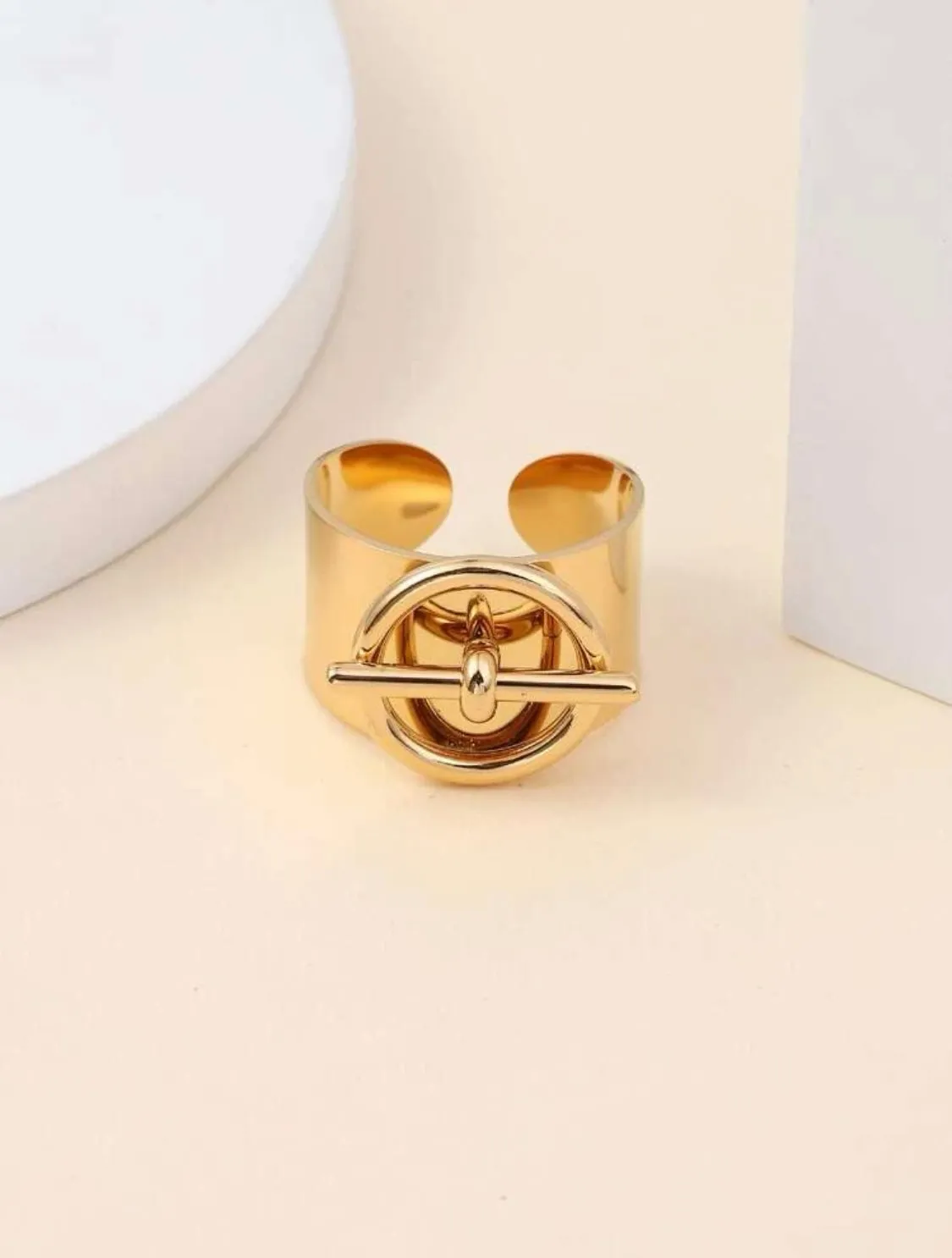 Round Ring