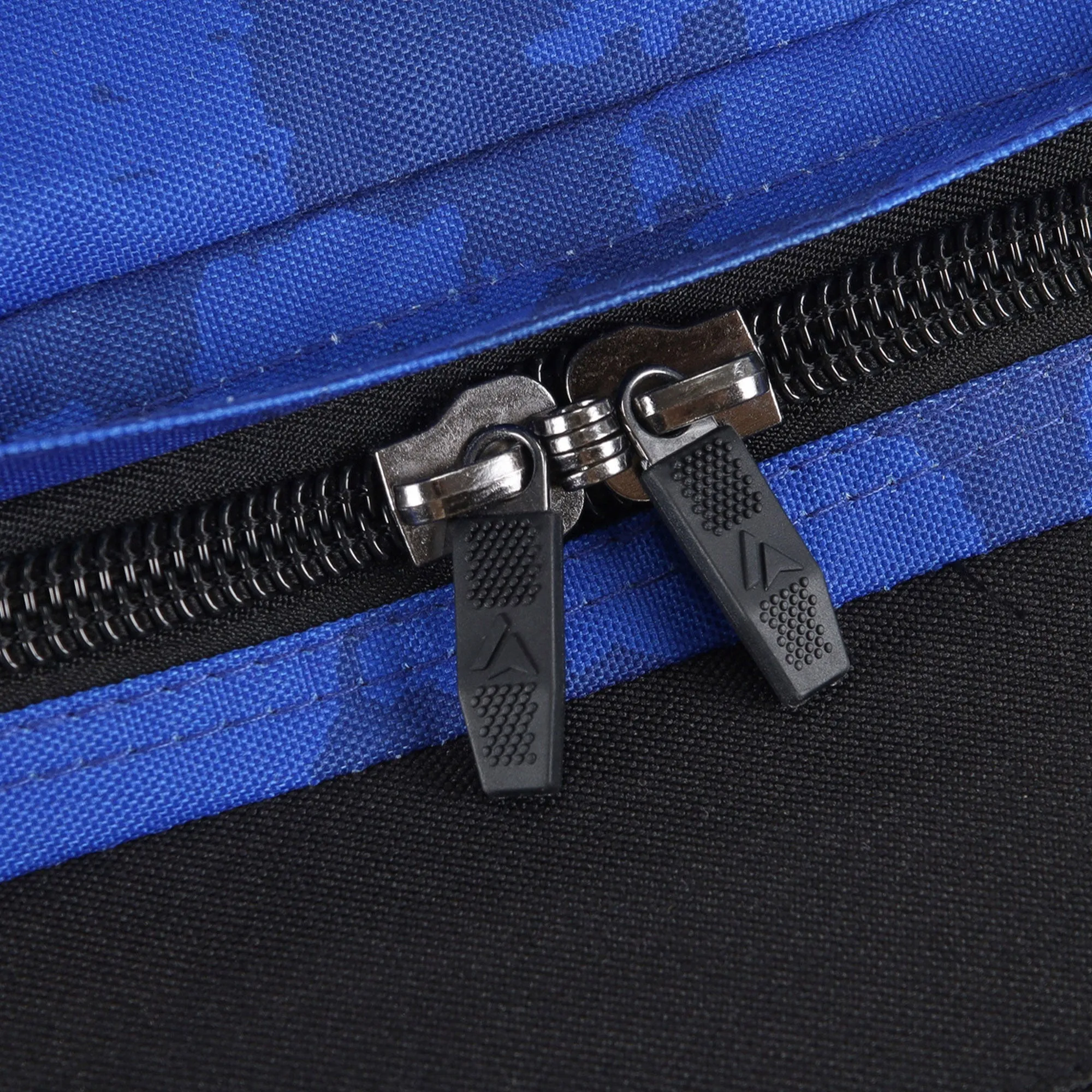 Surfanic Maxim 3.0 120L Roller Bag - Blue